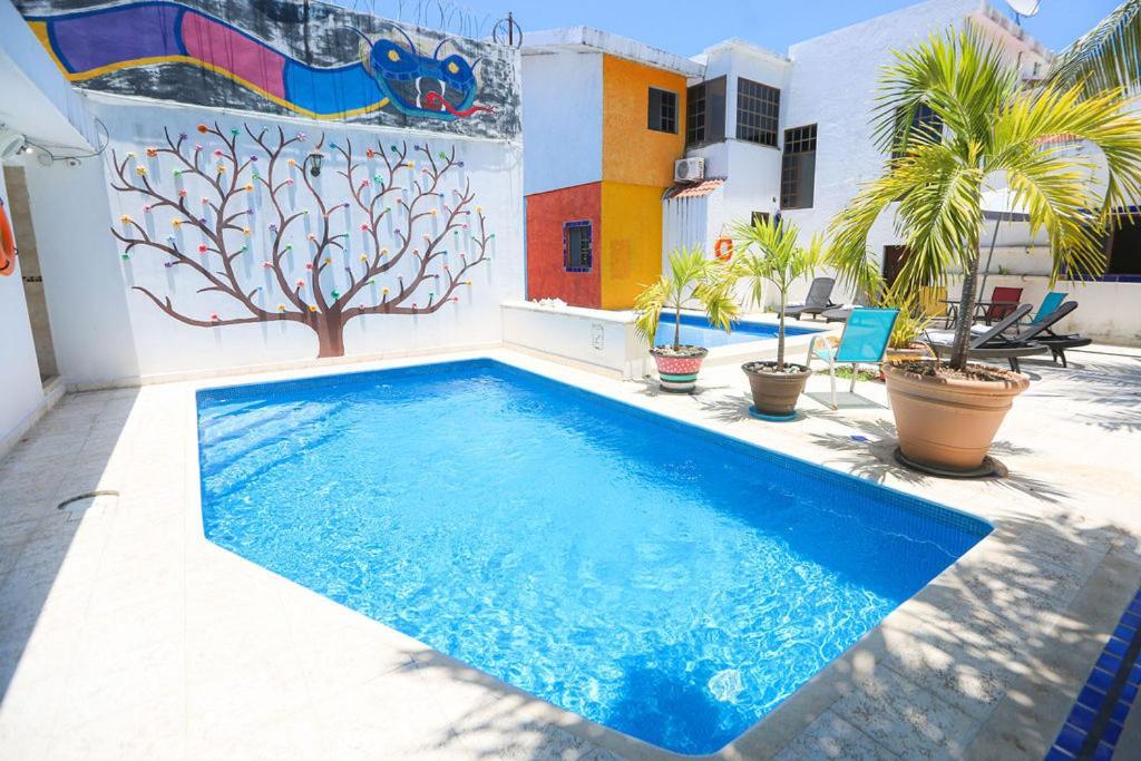 Ikaro Suites Colonial Cancún Exteriör bild