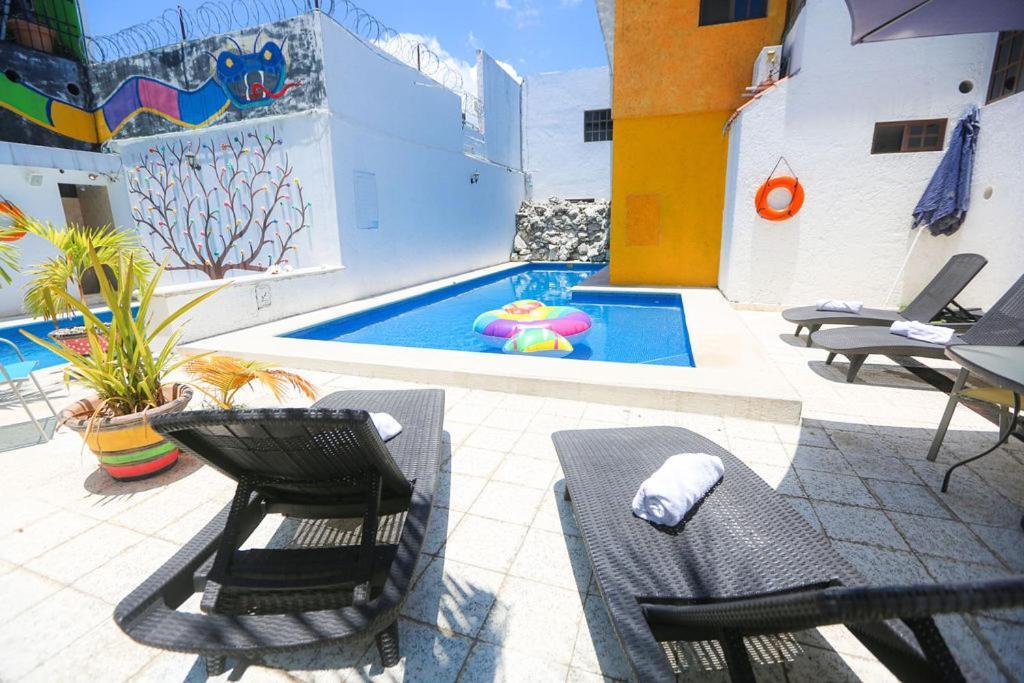 Ikaro Suites Colonial Cancún Exteriör bild