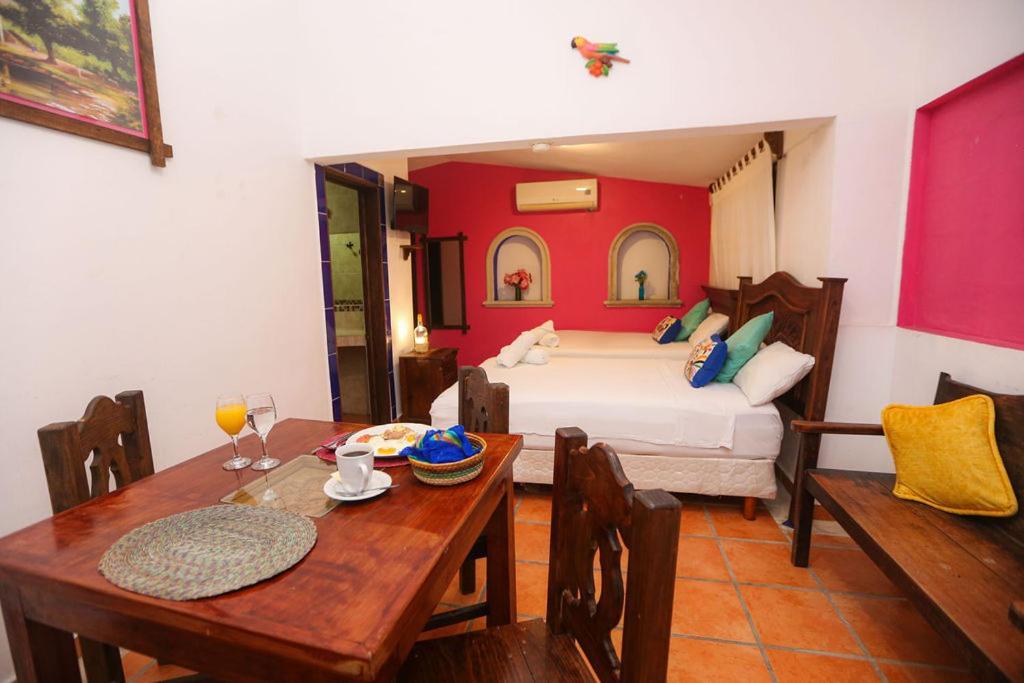 Ikaro Suites Colonial Cancún Exteriör bild