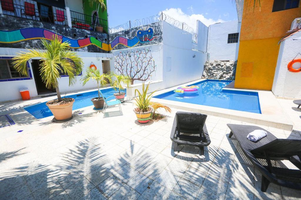 Ikaro Suites Colonial Cancún Exteriör bild